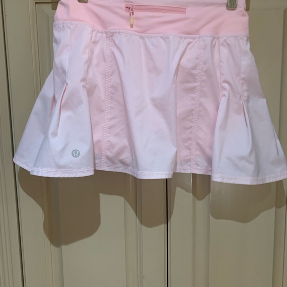 Lululemon skort Worn once. Color is peach not orange. Super cute for summer ! - Picture 6 of 7